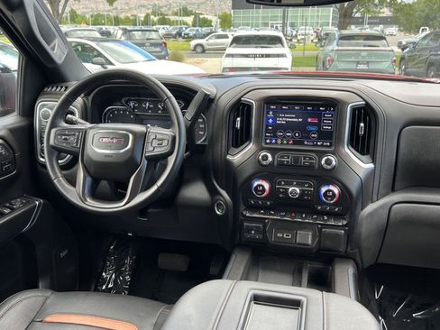 Used 2022 GMC Sierra 1500 AT4 w/ AT4 Premium Package AWD/4WD image 24