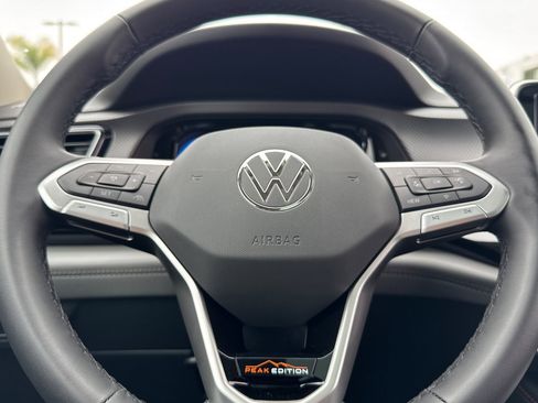 New 2025 Volkswagen Atlas Peak Edition SE image 24