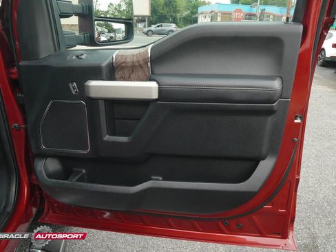 Used 2017 Ford F350 Lariat w/ Lariat Ultimate Package image 29