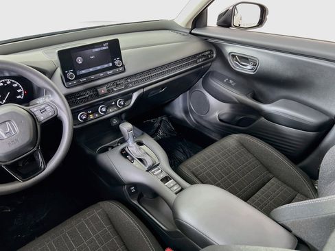 Used 2025 Honda HR-V LX image 21