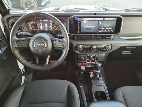 Certified 2024 Jeep Wrangler Unlimited Rubicon image 7