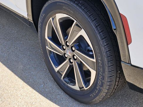 New 2026 Buick Enclave Sport Touring w/ Power Package image 6