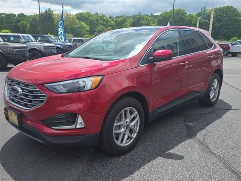 Certified 2022 Ford Edge SEL w/ Convenience Package AWD/4WD image 3