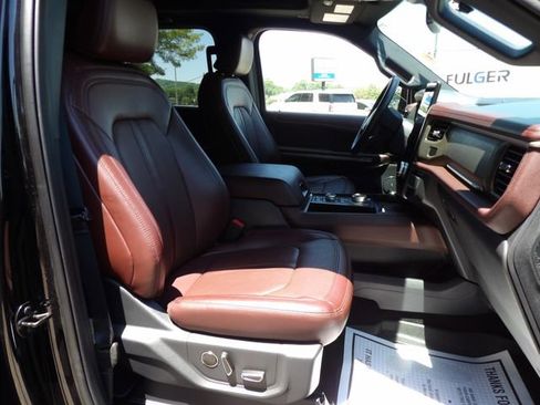Used 2022 Ford Expedition Max Limited AWD/4WD image 17