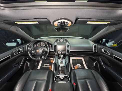 Used 2014 Porsche Cayenne AWD/4WD image 30
