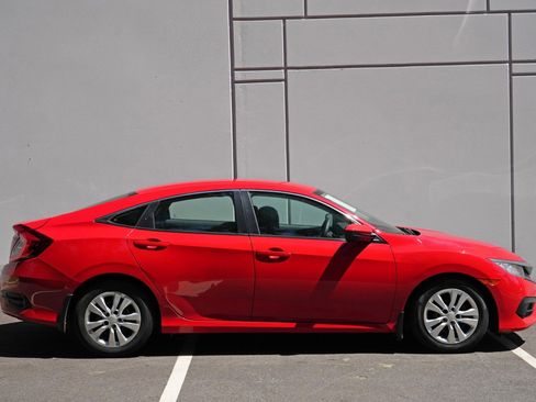 Used 2018 Honda Civic LX image 42