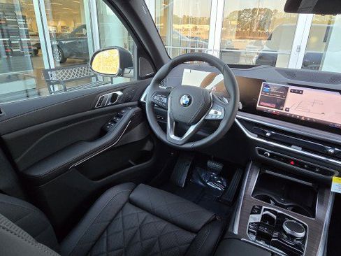 New 2026 BMW X5 sDrive40i RWD image 13