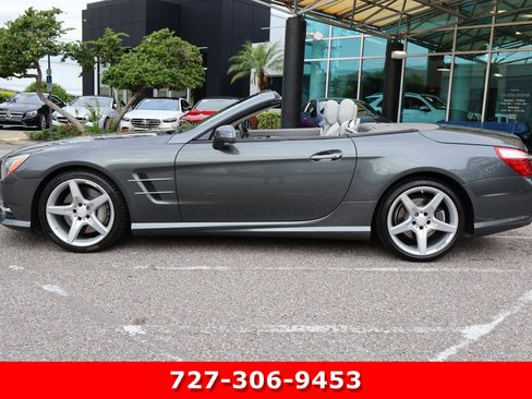 Used 2014 Mercedes-Benz SL 550 image 7