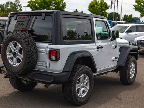 Used 2021 Jeep Wrangler Sport AWD/4WD image 7