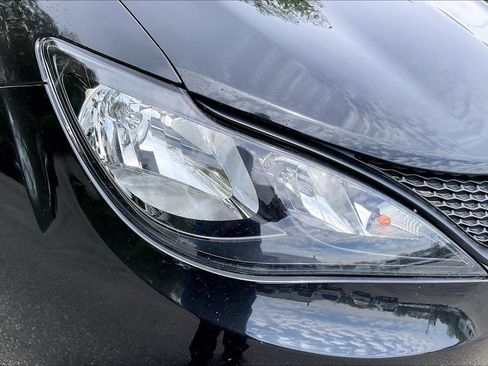 Certified 2023 Chrysler Voyager LX FWD image 27