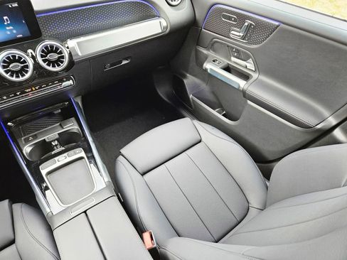 New 2026 Mercedes-Benz GLB 250 4MATIC image 12