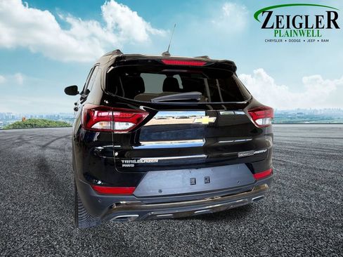 Used 2021 Chevrolet TrailBlazer ACTIV w/ Sun and Liftgate Package AWD/4WD image 4