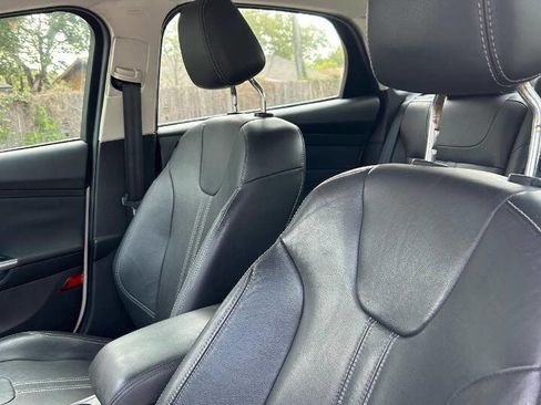 Used 2012 Ford Focus Titanium image 58