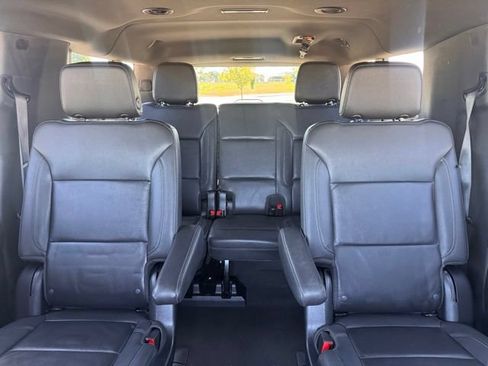 Used 2022 Chevrolet Suburban LT w/ Max Trailering Package AWD/4WD image 26
