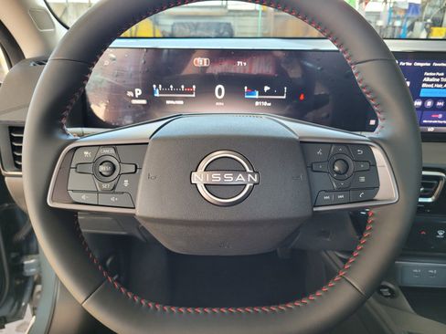 New 2026 Nissan Sentra SR w/ Floor Mat Package image 12