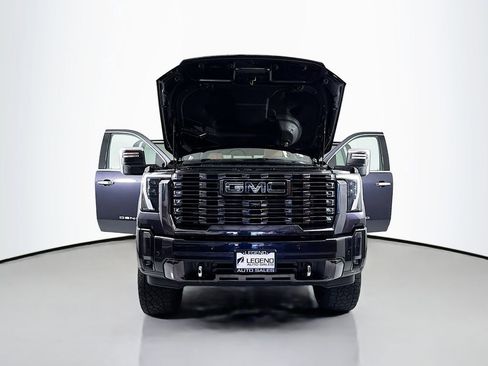 Used 2024 GMC Sierra 2500 Denali Ultimate AWD/4WD image 24