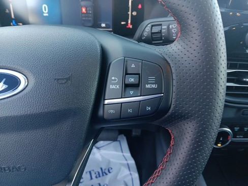 Used 2025 Ford Escape ST-Line image 12