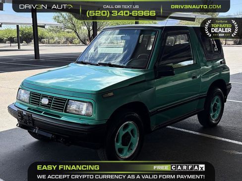 Used 1995 Geo Tracker 4WD 2-Door image 3