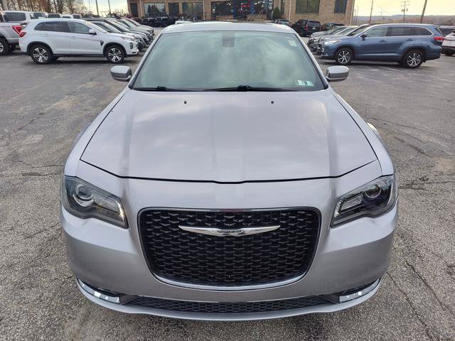 Used 2017 Chrysler 300 S w/ 300S Premium Group AWD/4WD image 2