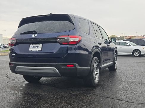 Used 2025 Honda Pilot EX-L image 8