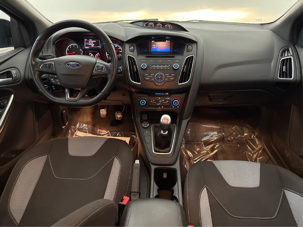 Used 2017 Ford Focus ST FWD image 21