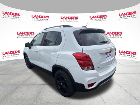 Used 2022 Chevrolet Trax LT FWD image 6