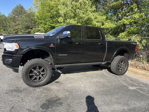 Used 2022 RAM 3500 Laramie image 14