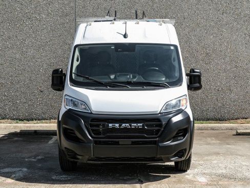 Used 2024 RAM ProMaster 2500 FWD image 5