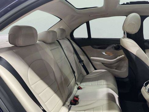 Used 2018 Mercedes-Benz C 300 Sedan image 36