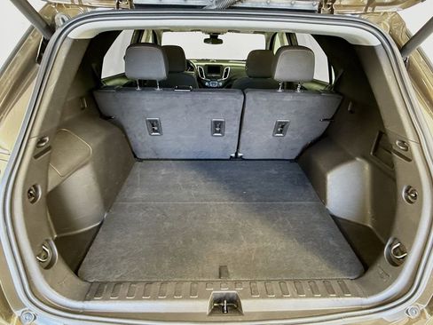 Used 2024 Chevrolet Equinox LT image 25