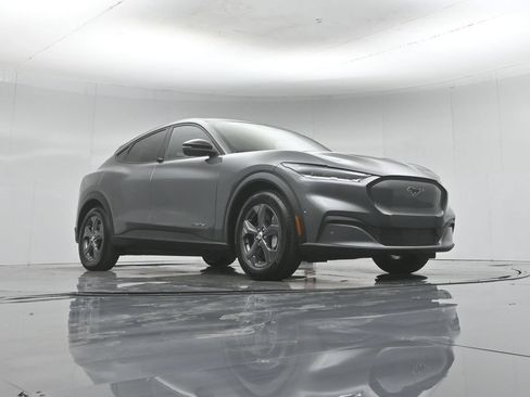 Used 2023 Ford Mustang Mach-E Select RWD image 47