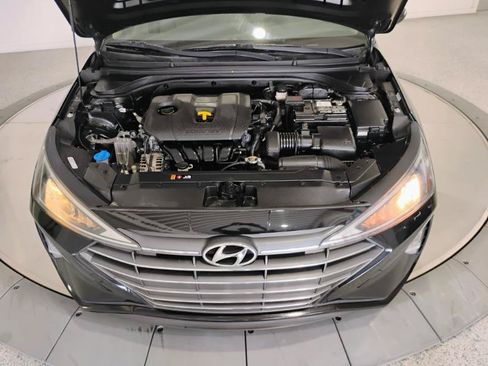Used 2020 Hyundai Elantra SE w/ Cargo Package (C1) FWD image 10