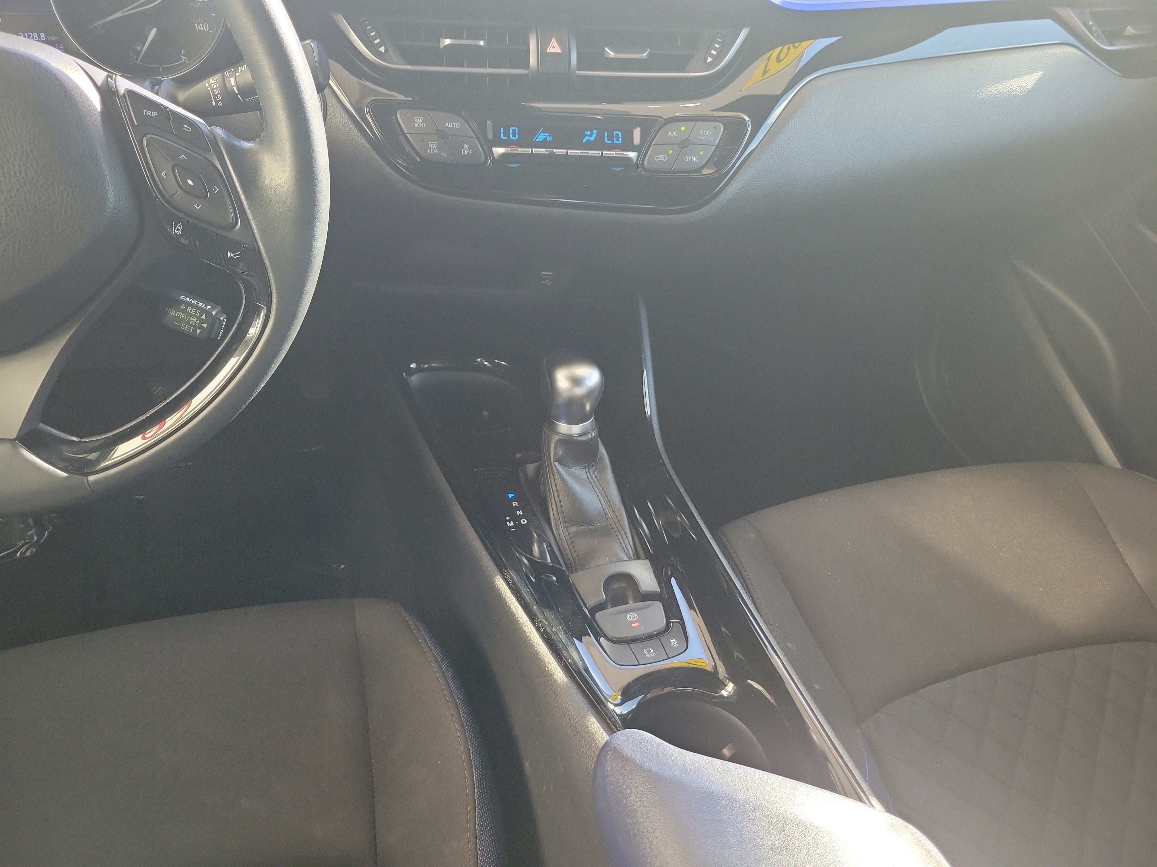Used 2021 Toyota C-HR XLE FWD image 18