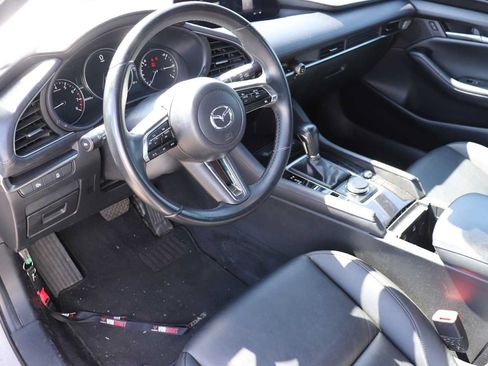 Used 2024 MAZDA MAZDA3 s FWD image 10