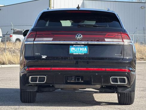 Used 2024 Volkswagen Atlas Cross Sport SEL R-Line image 7