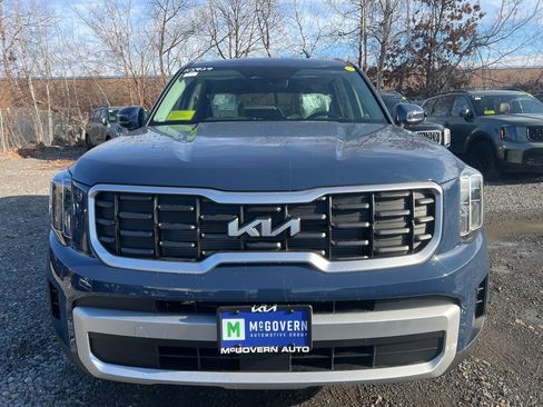 New 2025 Kia Telluride S image 6