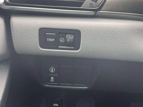 Used 2019 Honda Accord LX image 18