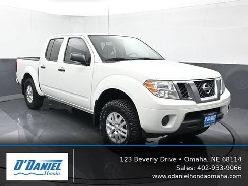 Used 2014 Nissan Frontier SV AWD/4WD image 8