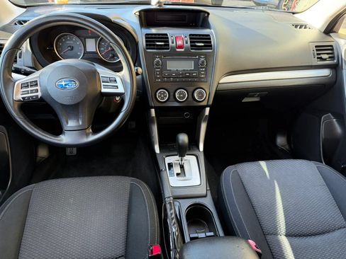 Used 2014 Subaru Forester 2.5i AWD/4WD image 17