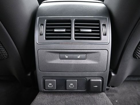 New 2024 Jaguar XF R-Dynamic SE image 17