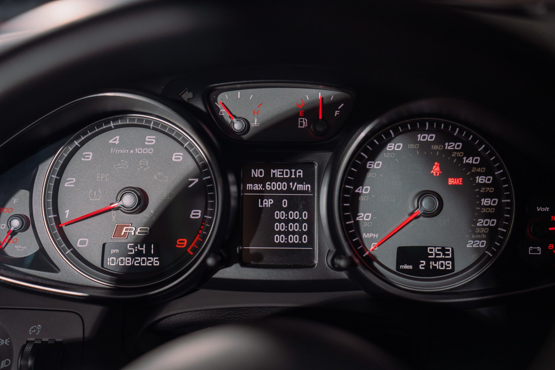 Used 2015 Audi R8 V8 AWD/4WD image 36