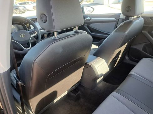 Used 2025 Volkswagen Jetta SE image 24