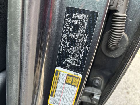 Used 2025 Kia Soul LX w/ LX Technology Package image 23