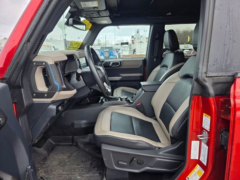 Used 2023 Ford Bronco Wildtrak AWD/4WD image 23