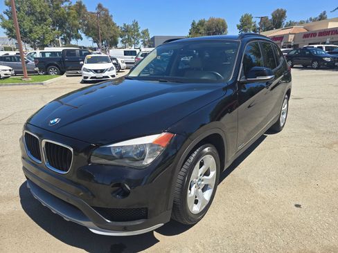 Used 2015 BMW X1 sDrive28i RWD image 1