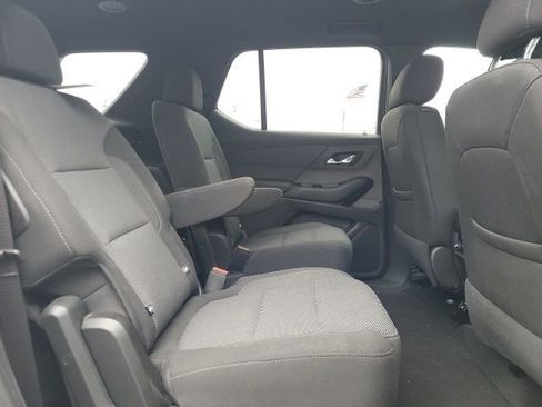 Used 2023 Chevrolet Traverse LT image 12