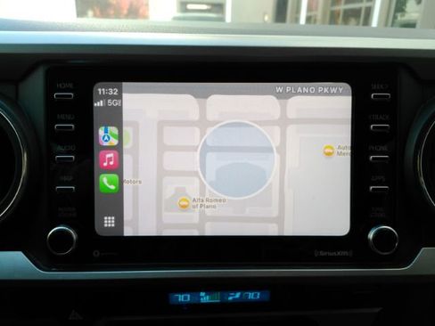 Used 2022 Toyota Tacoma SR5 image 11