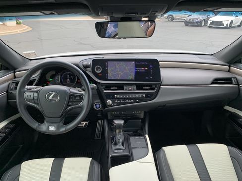 Used 2022 Lexus ES 300h F Sport w/ Accessory Package 2 FWD image 30