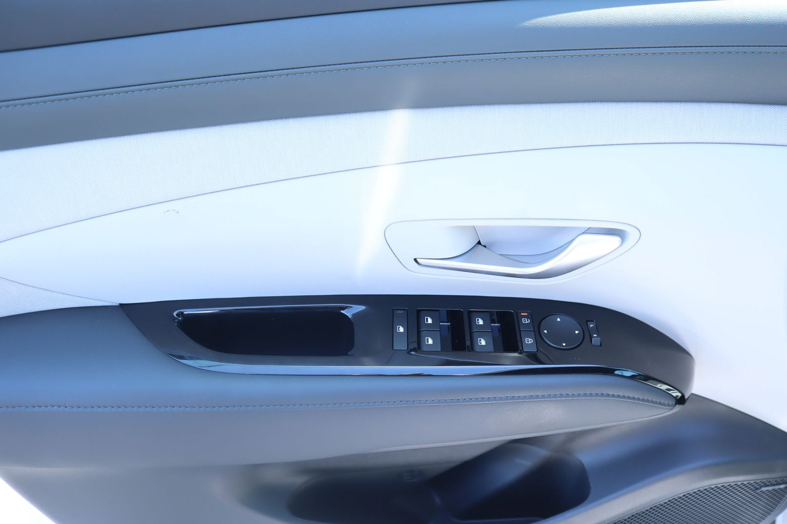 New 2026 Hyundai Tucson Limited AWD/4WD image 21
