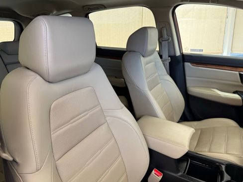 Used 2019 Honda CR-V Touring image 15